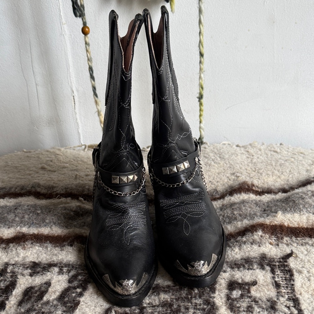 Black Western Boots with Silver Accents brand new from Guatemala handmade.